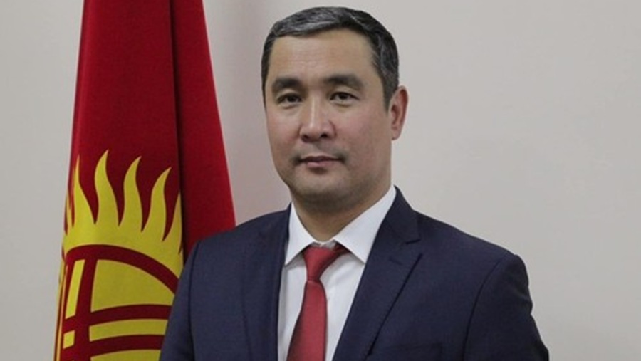 Камалып чыккан министр Солтобаев ажодон кошумча айлык аларын айтты