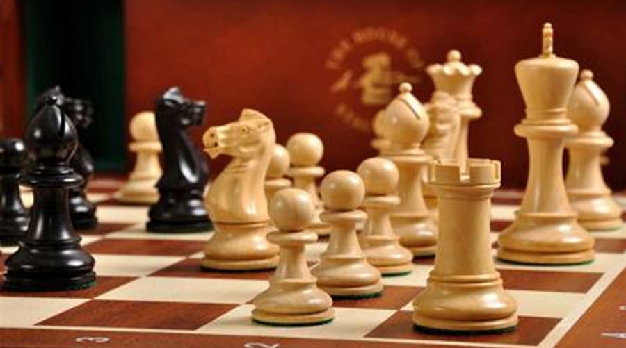 Коңулда жатышкан саясатчылар күздө биригүүгө барышабы?
