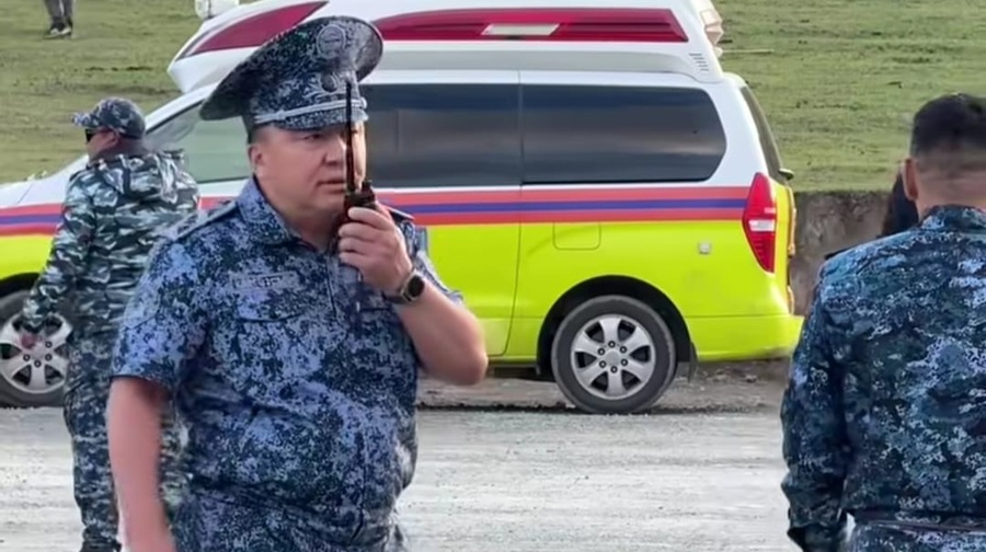 Журналист Ыдырыска ишенебизби же генерал Урмамбетовгобу?